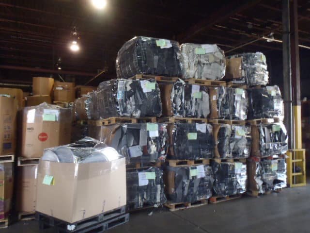 Premium ABS Computer Scrap – High-Quality Recycled Plastic for Manufacturing